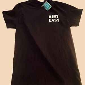 Cool Graphic Tee “Rest Easy” Grim Reaper, discounted - new with tags